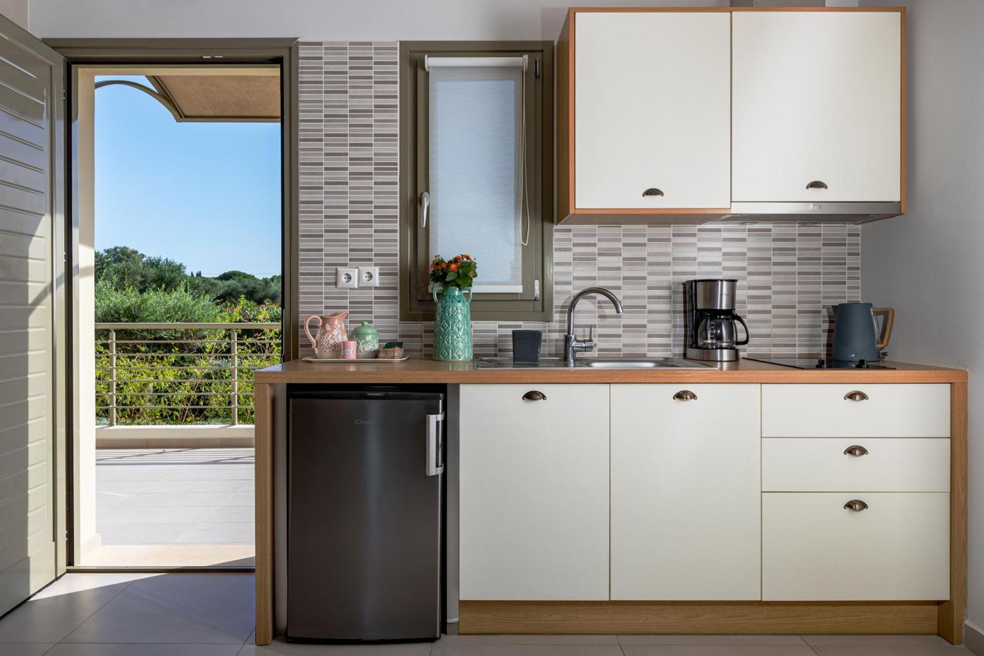Callisto Seaside Homes & Suites Marathopoli Eksteriør billede