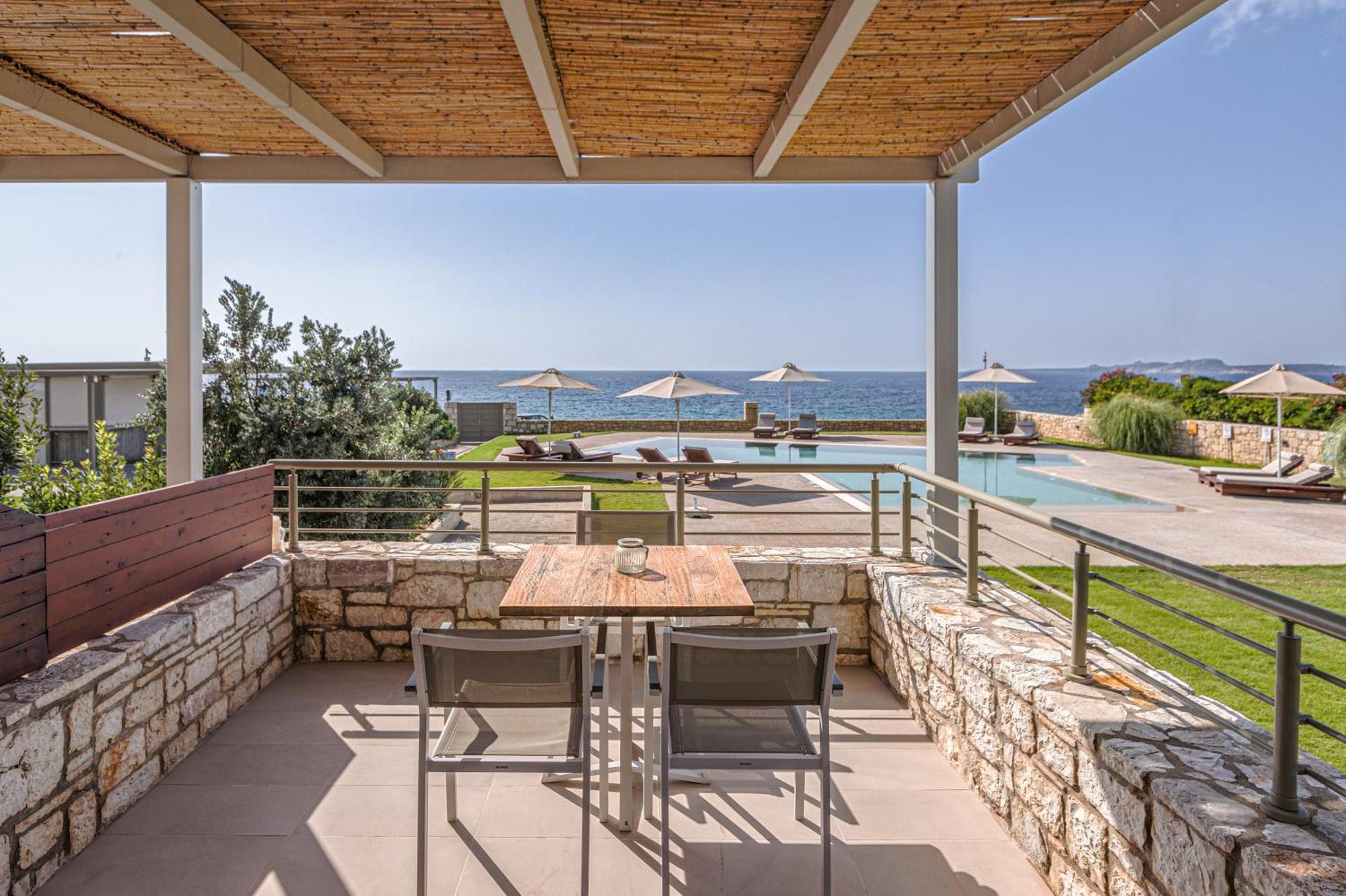 Callisto Seaside Homes & Suites Marathopoli Eksteriør billede